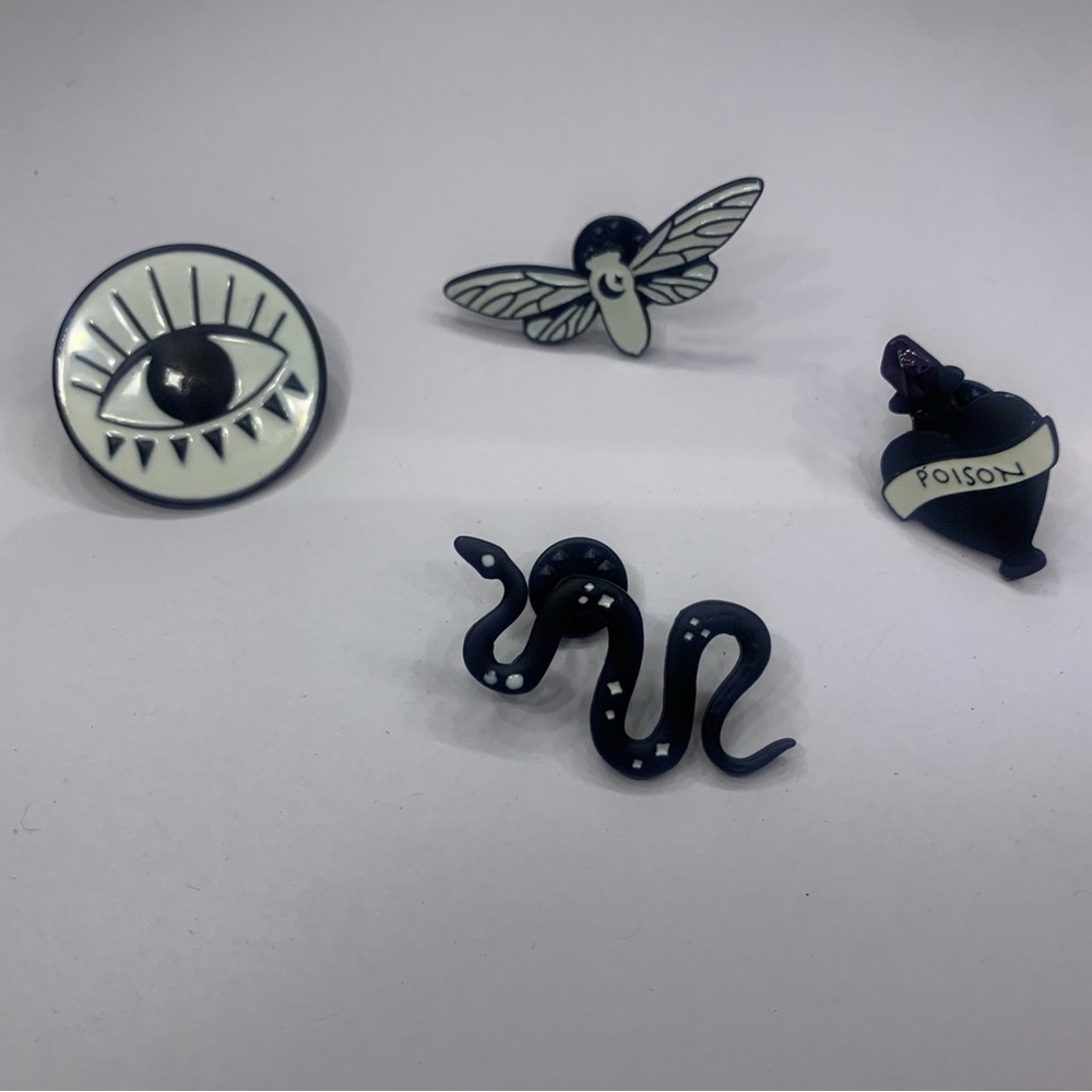 MAGIC PINS